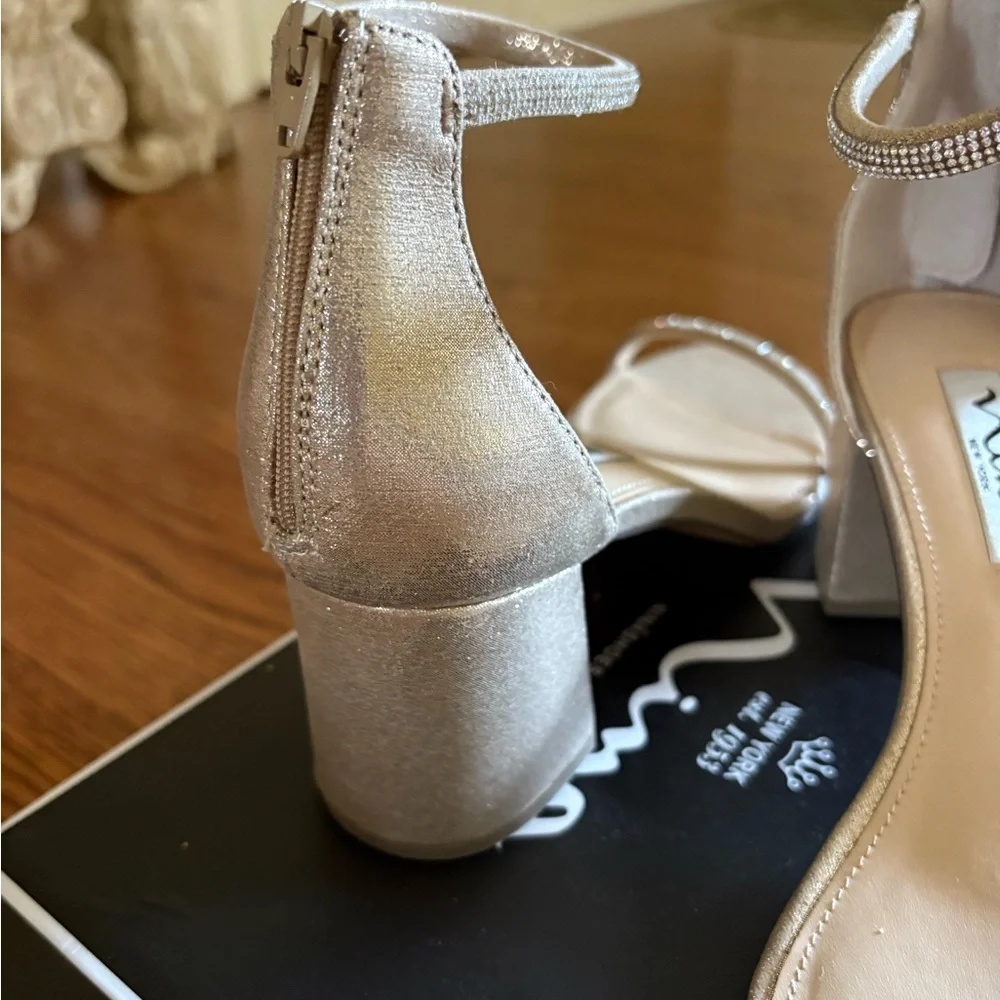 Nina Barby suedette Heels Elegant Block Sandals NIB - Picture 3 of 10